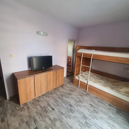 Hotel 415 Hotell Slăntjev Brjag